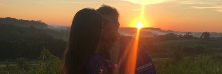 larissacbos's profile banner image