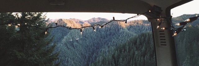 curvyreddhead's profile banner image
