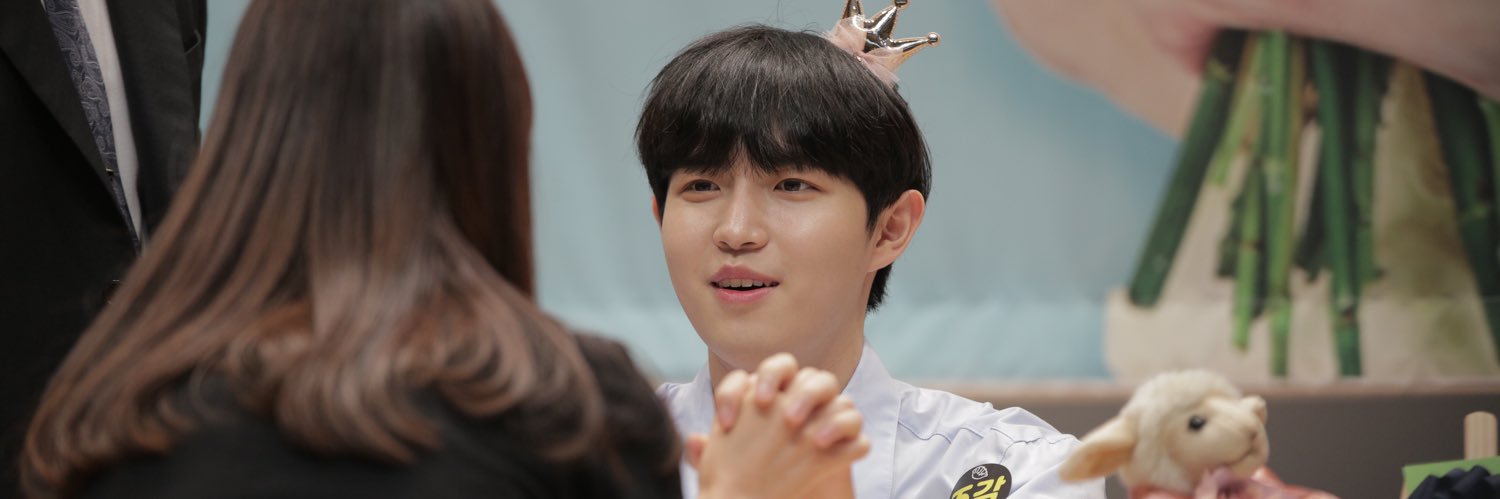 jjaenni527's profile banner image