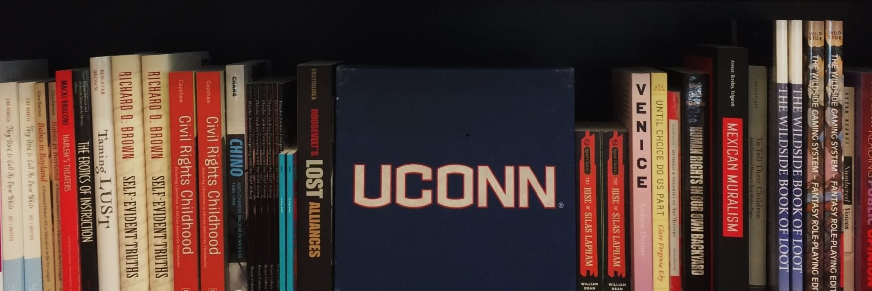 Barnes & Noble UConn banner