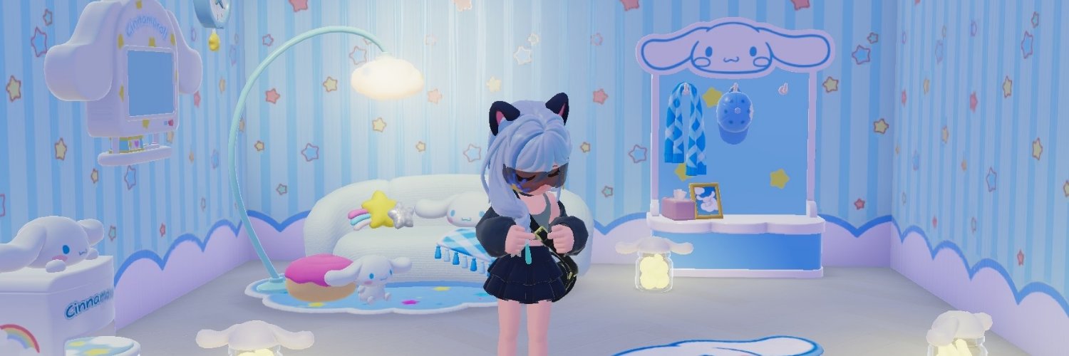 MoonDaisyL's profile banner image