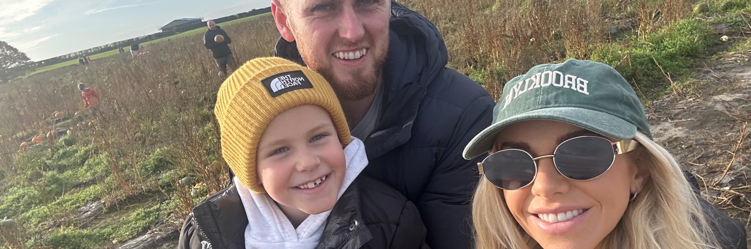 steffydixon's profile banner image
