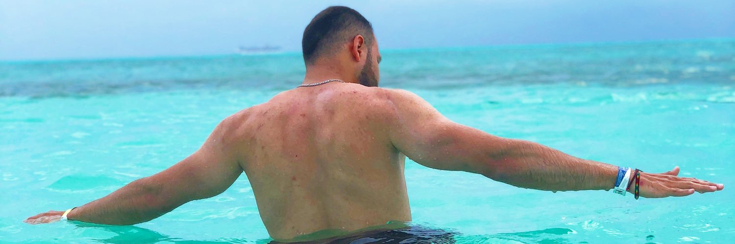 Elchamo__'s profile banner image
