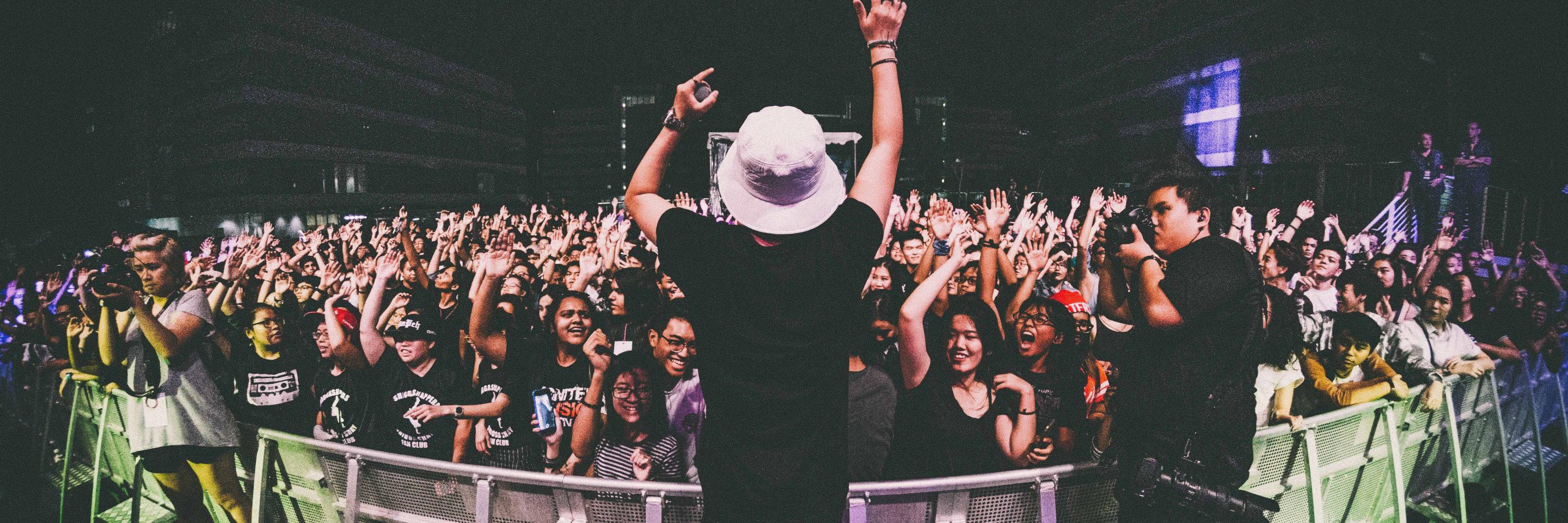 tunestarsdotcom's profile banner image