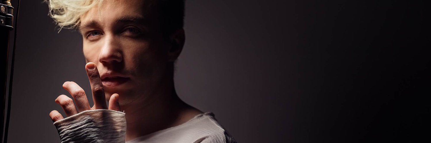 gbrlis's profile banner image