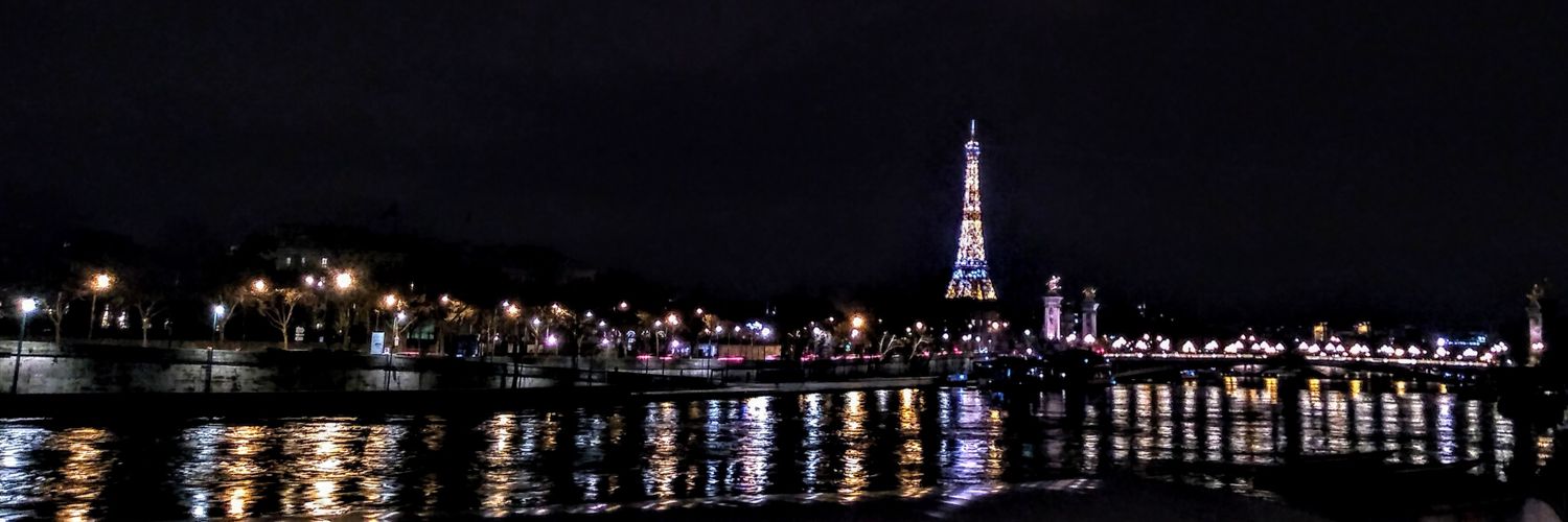 phieart's profile banner image