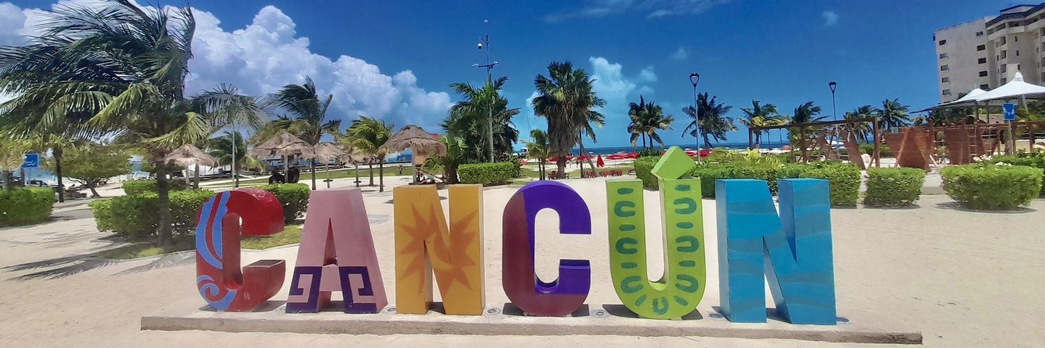 JulioEnCancun's profile banner image