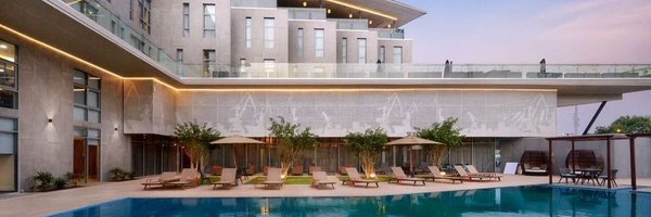 mobius_arch Profile Banner