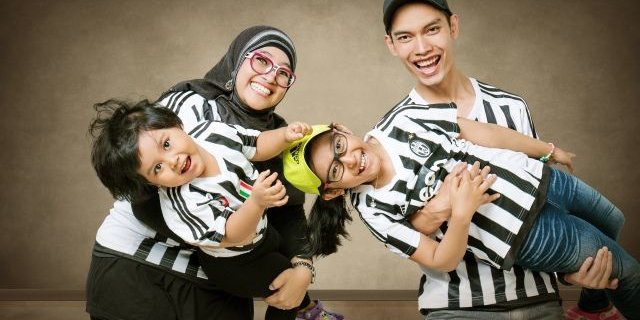 asribebe's profile banner image