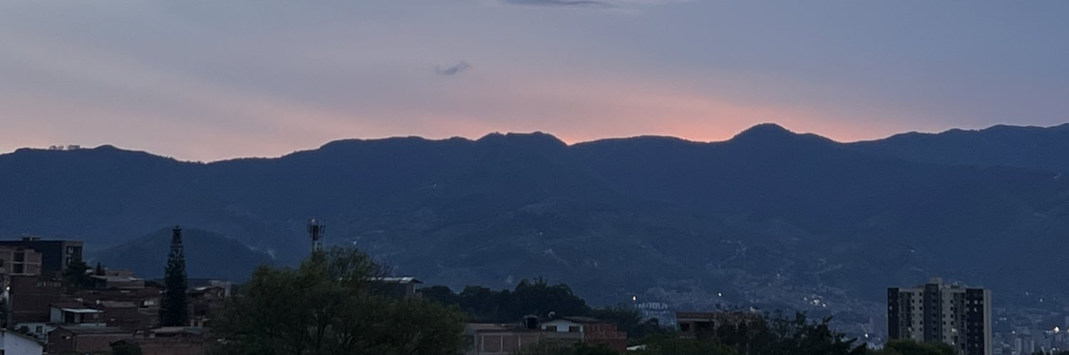Tere_RiveraC's profile banner image