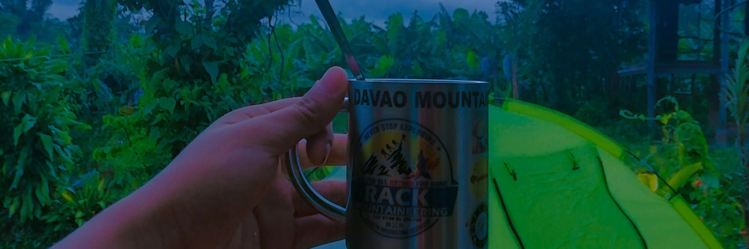 Khenzhow's profile banner image