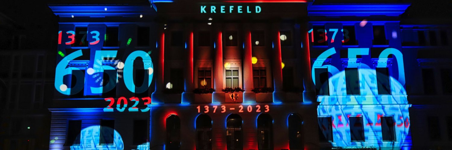 Michael 🐝👋⚒📸 banner