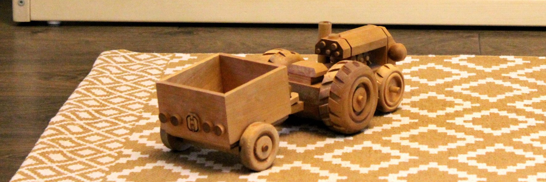 toddlerbedhouse's profile banner image