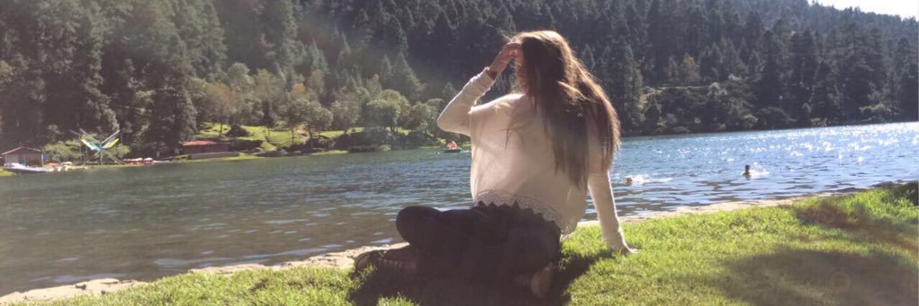 GonzalezAnaa_'s profile banner image