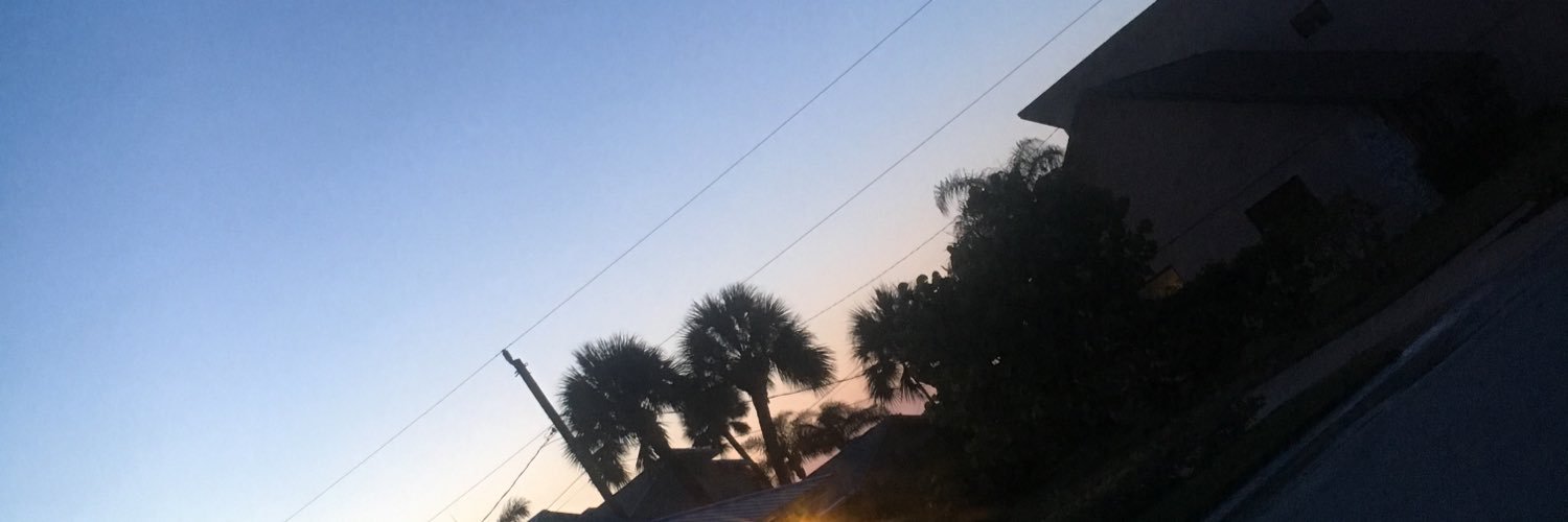 broookkeee's profile banner image