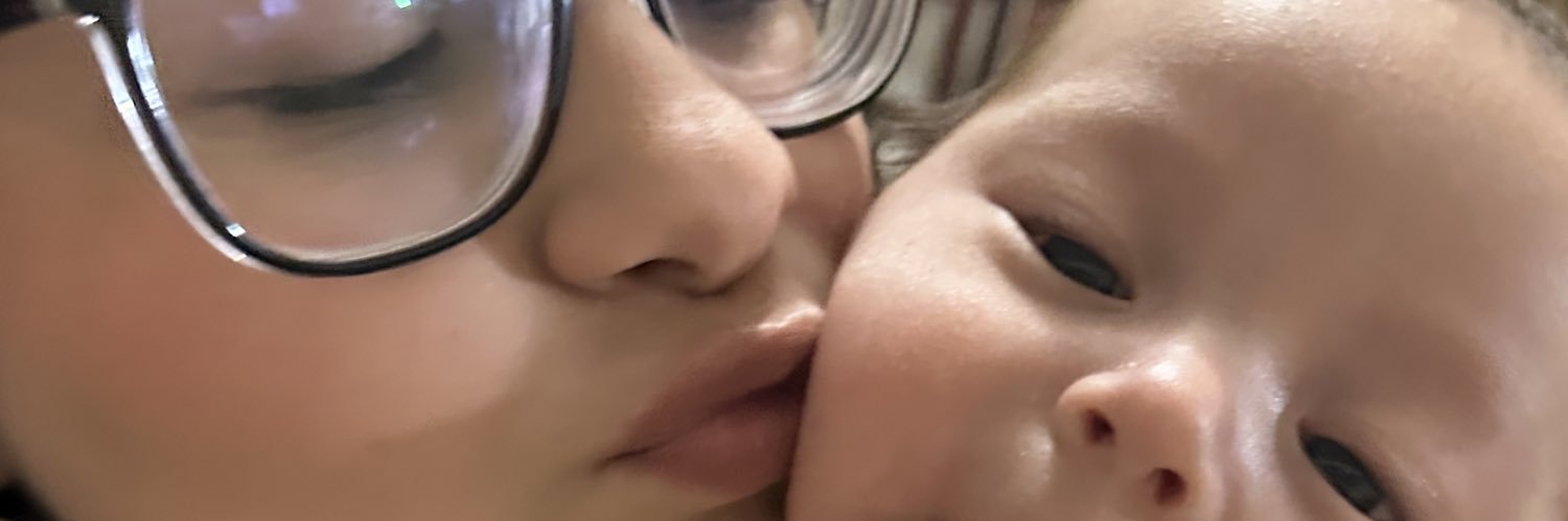 LeslyMorgado's profile banner image