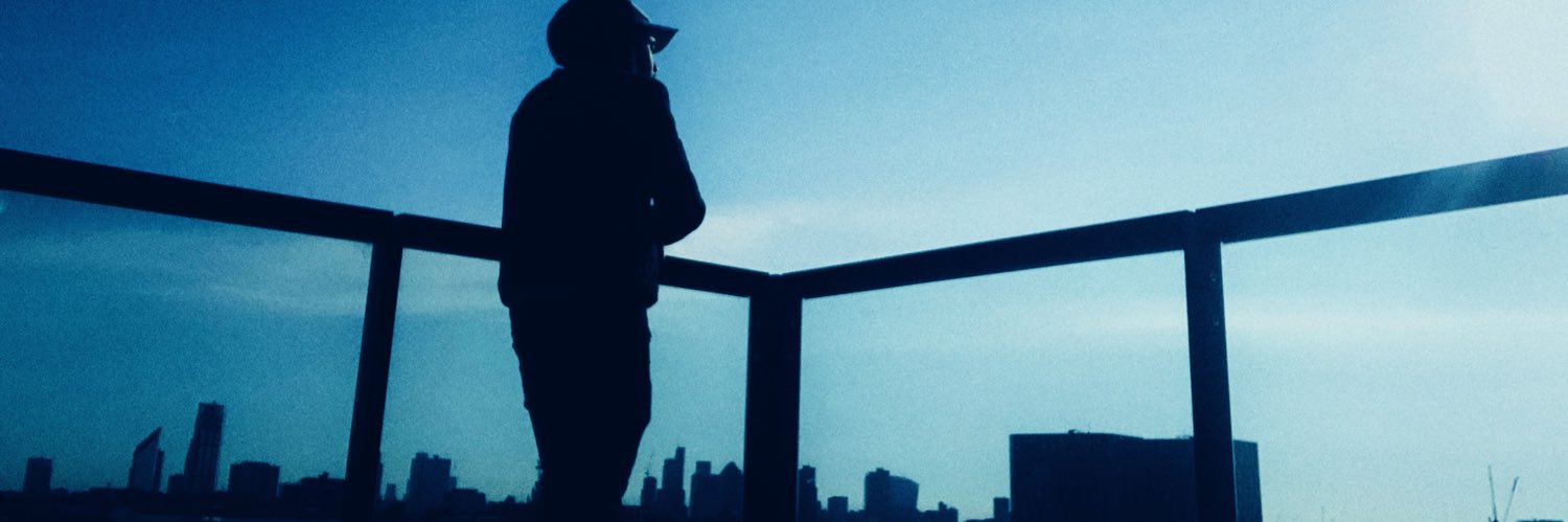 DOTHEYLOVELEON's profile banner image