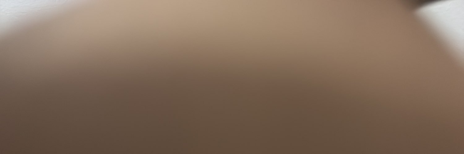 M banner