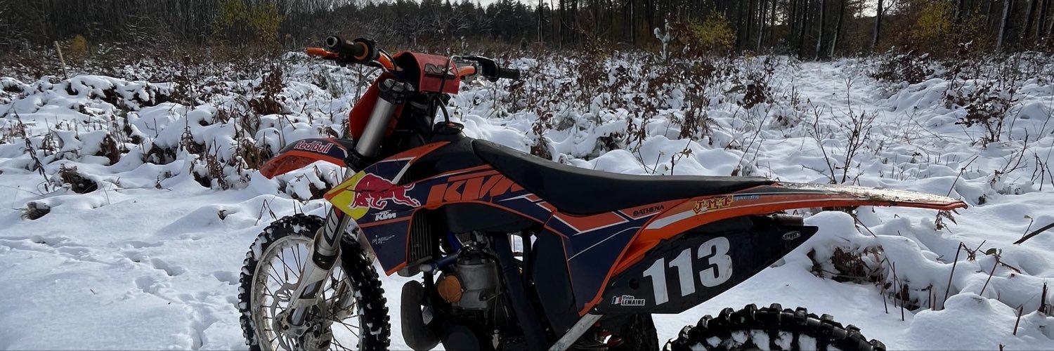 HLZZ___'s profile banner image