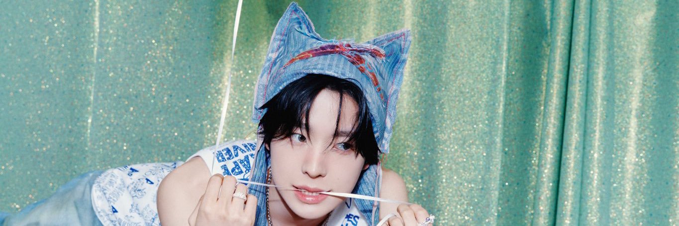 uwangh's profile banner image
