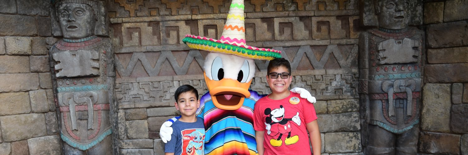 vidal_saenz's profile banner image