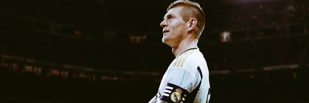 zismez's profile banner image
