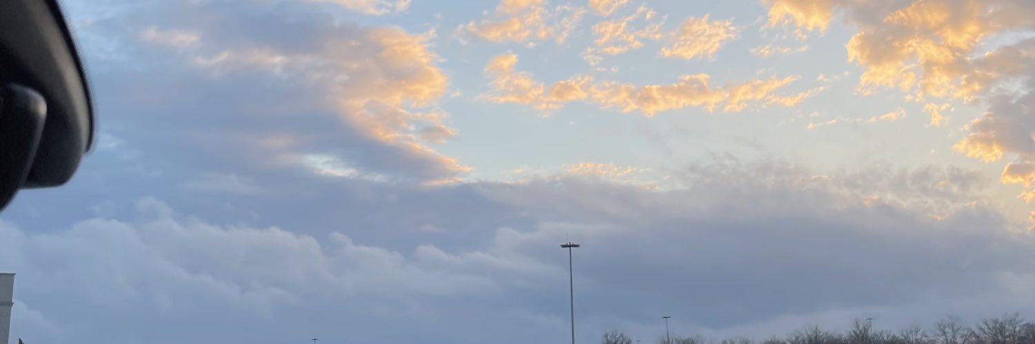 katieelmoree's profile banner image