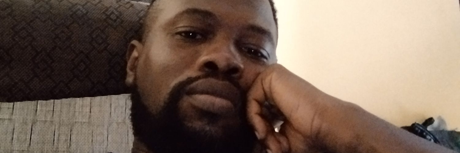 deewon15's profile banner image