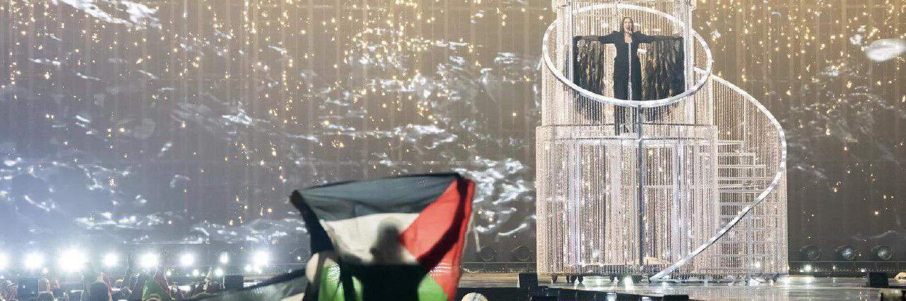 Trish LiveLoveLeft banner