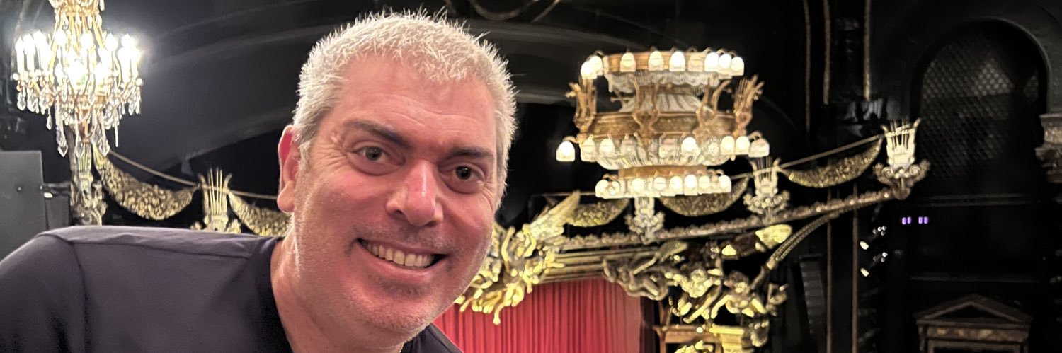 karlwireless's profile banner image
