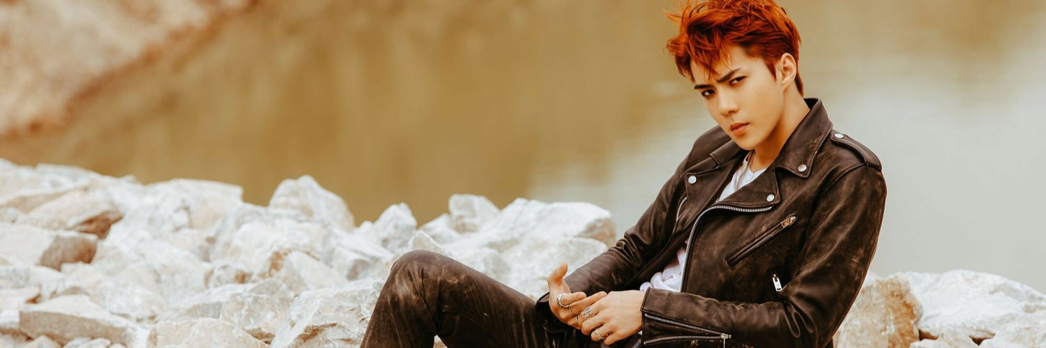 baekhyunExt's profile banner image