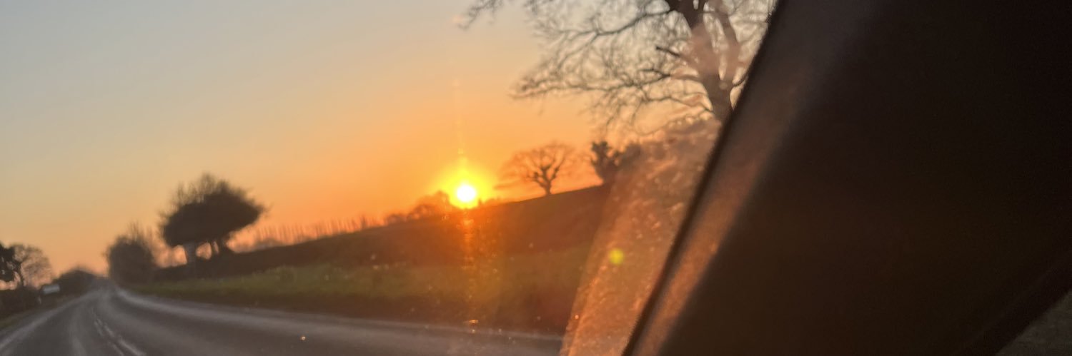 danielle_heath1's profile banner image