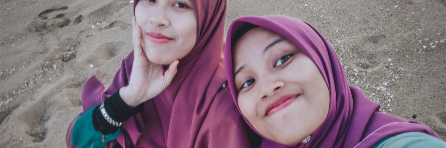 fatinkamis's profile banner image