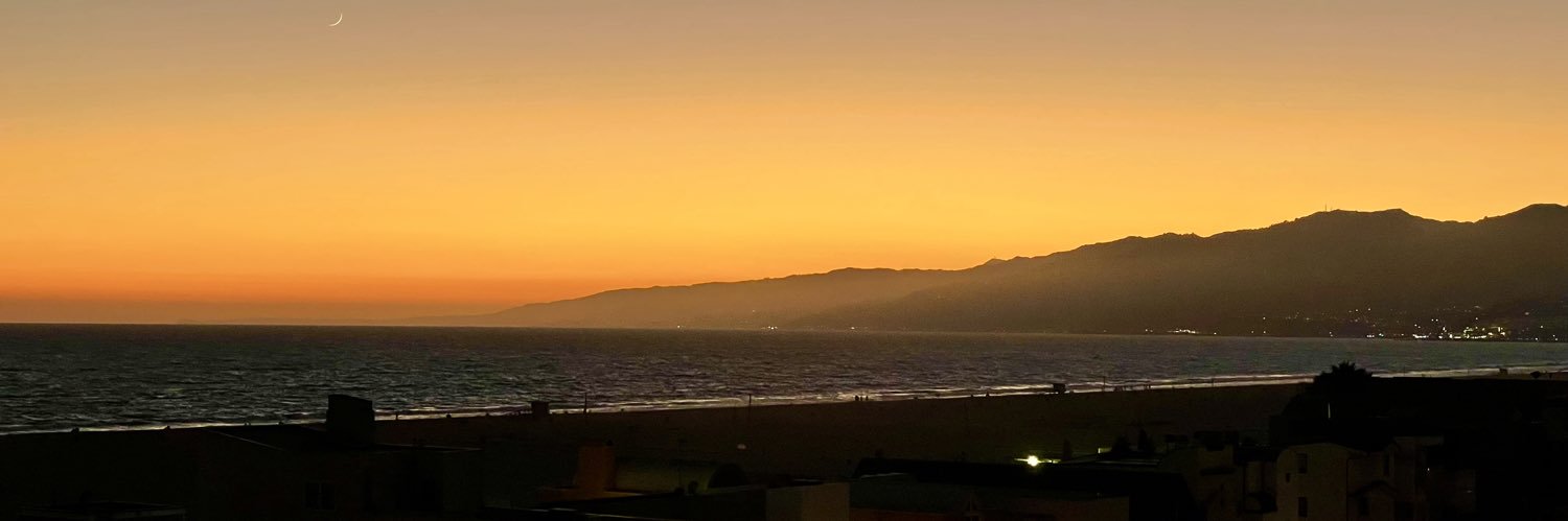 𝐸𝑙𝑟𝑜 banner