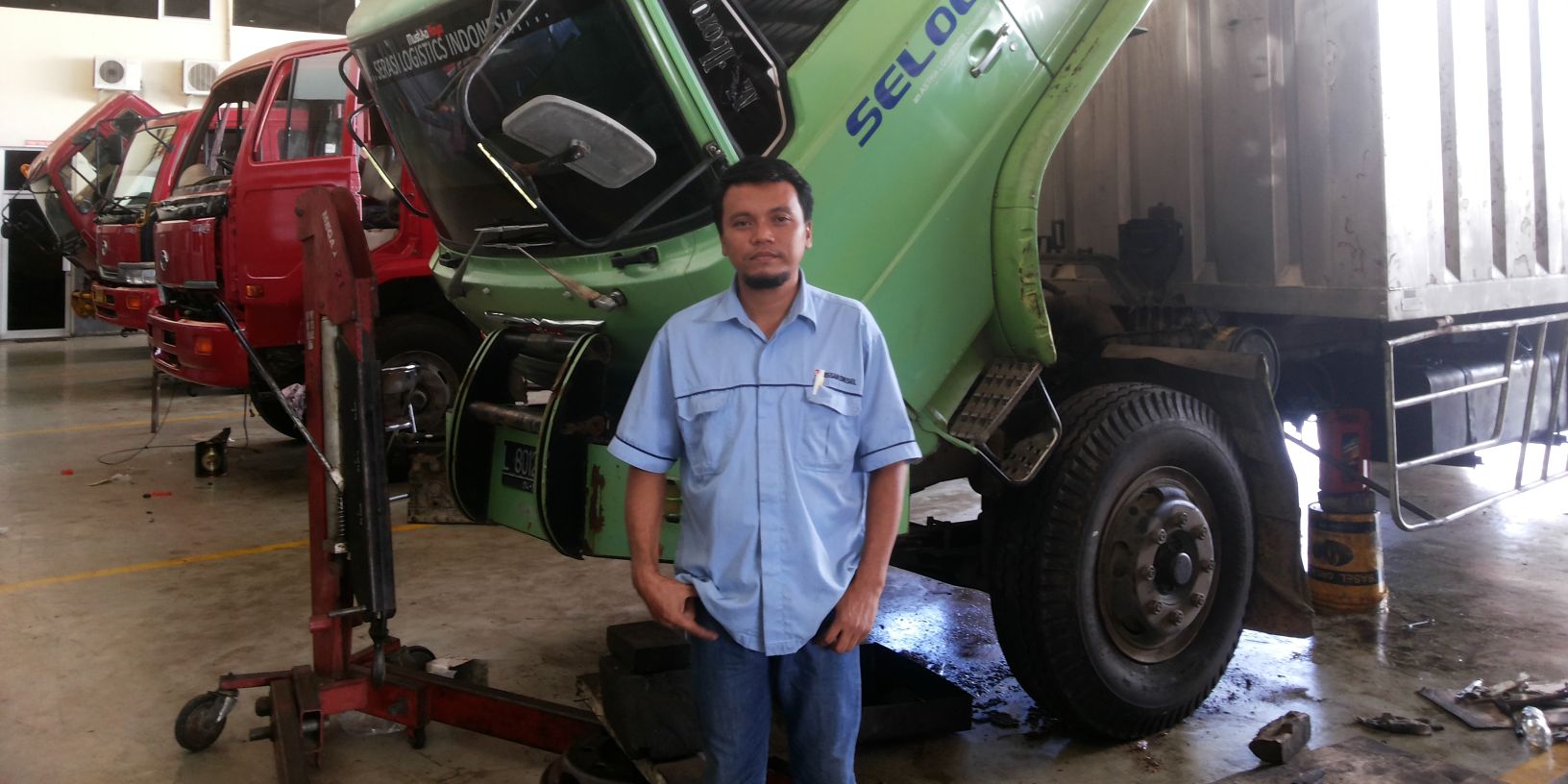 wawan_UDTrucker's profile banner image