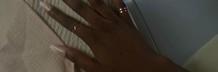 Ts Daisy 🌹 banner