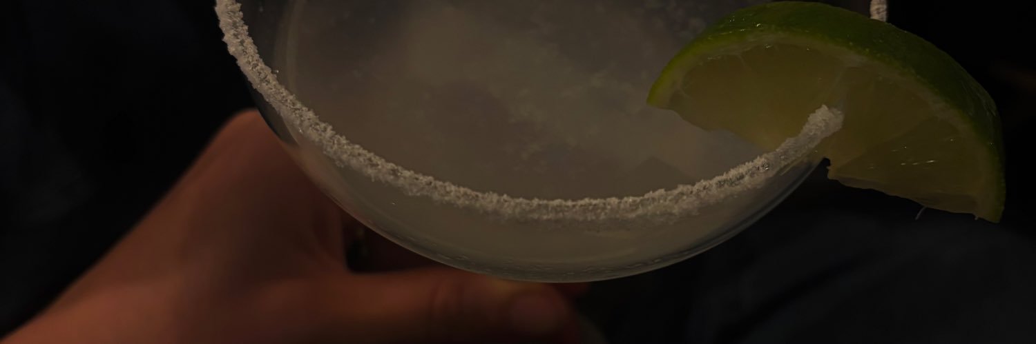 amandarecheio's profile banner image