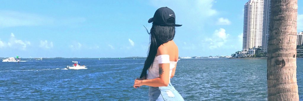 Melanifeernande's profile banner image