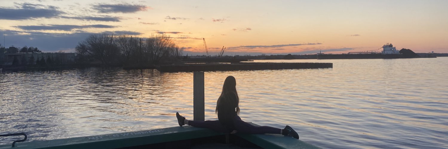 MissLyss_03's profile banner image