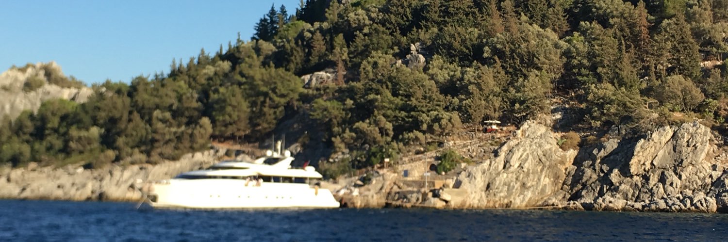 beeyeee's profile banner image