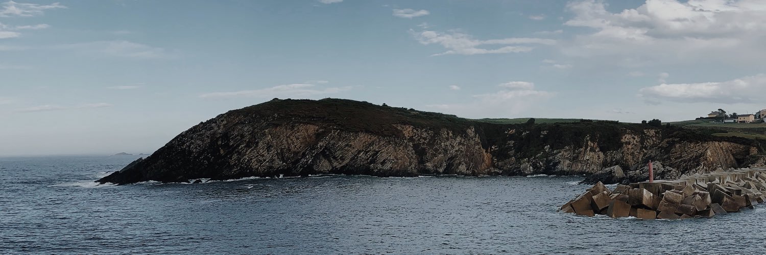 caarlootaa_'s profile banner image