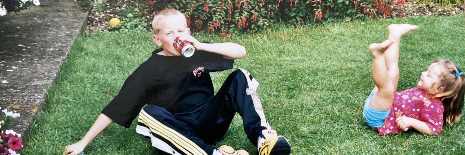 Lottielever's profile banner image
