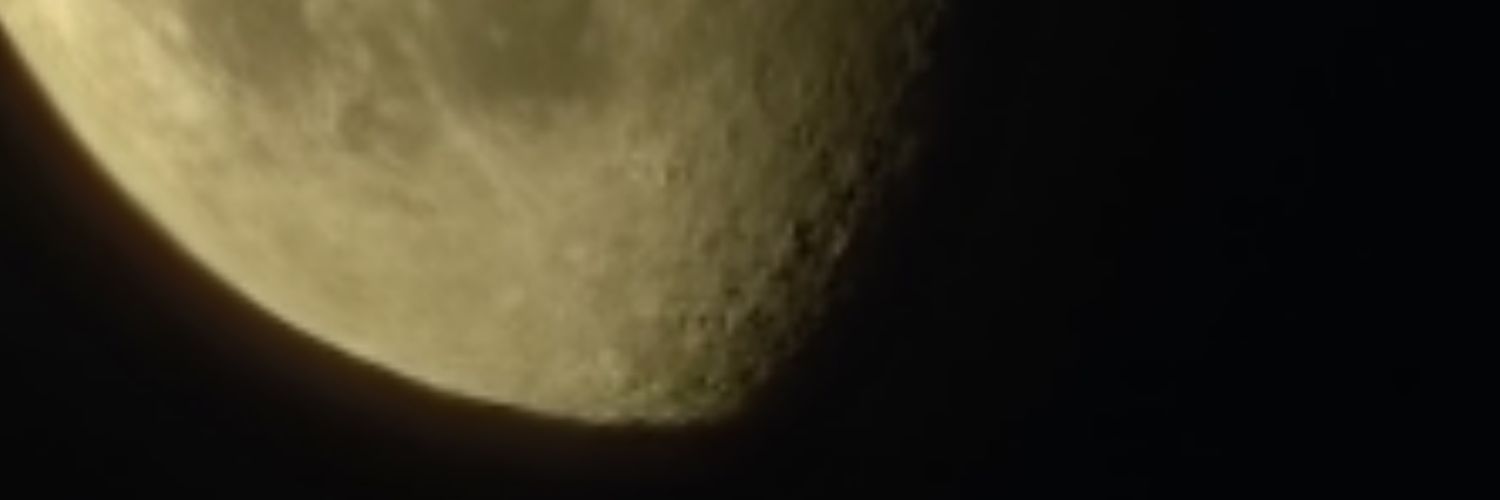 atzgtz's profile banner image