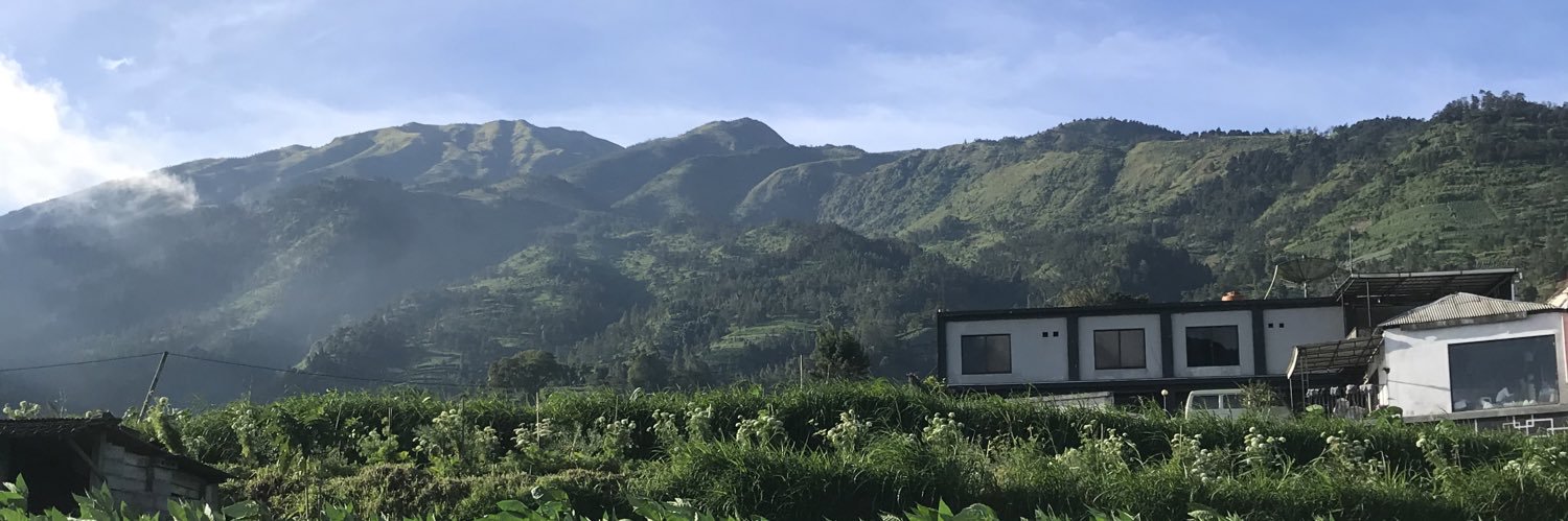 akuuingin's profile banner image