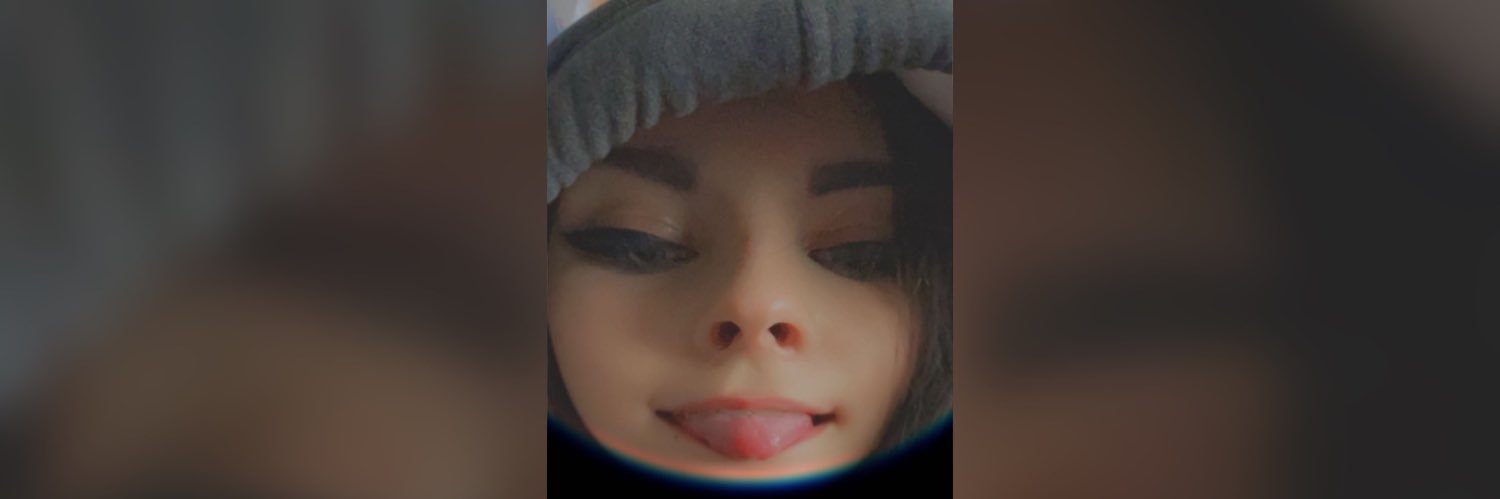 robynzoed's profile banner image