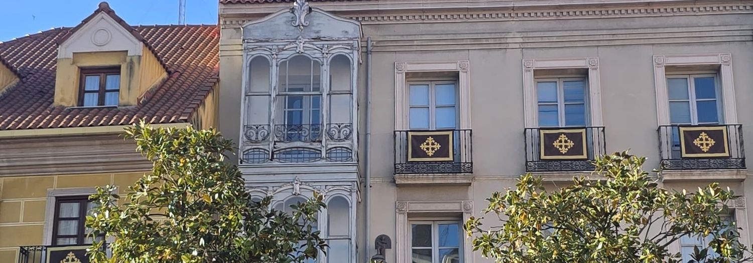 ✘ c. banner