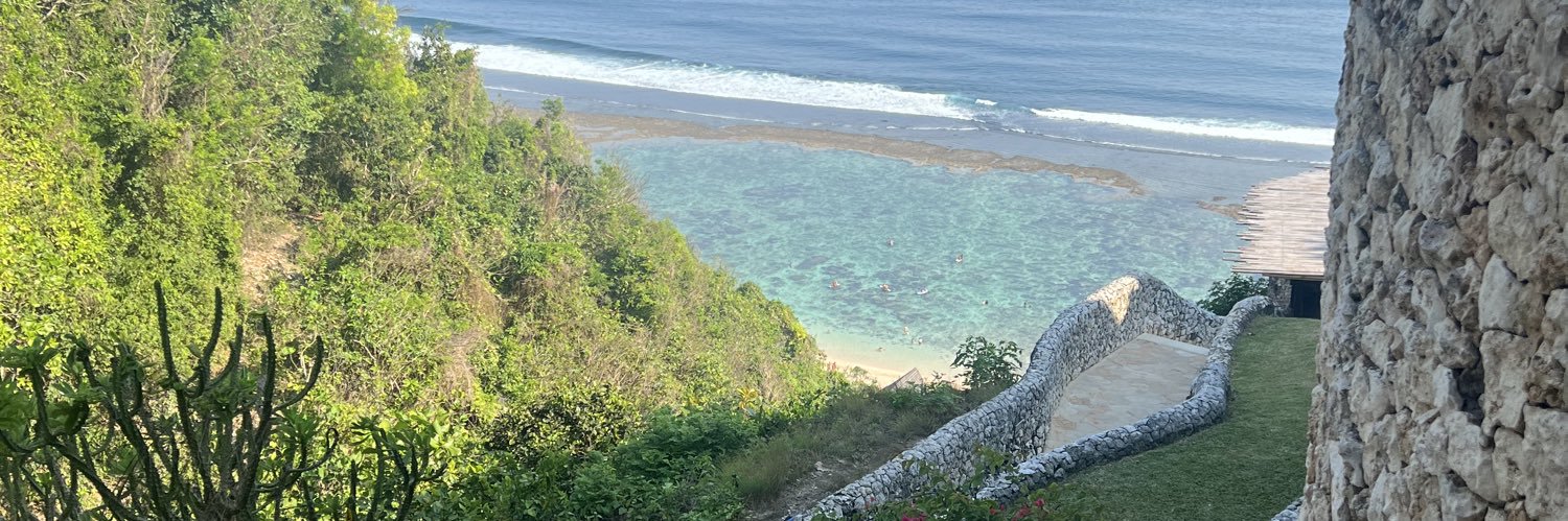 _Binjahlan's profile banner image