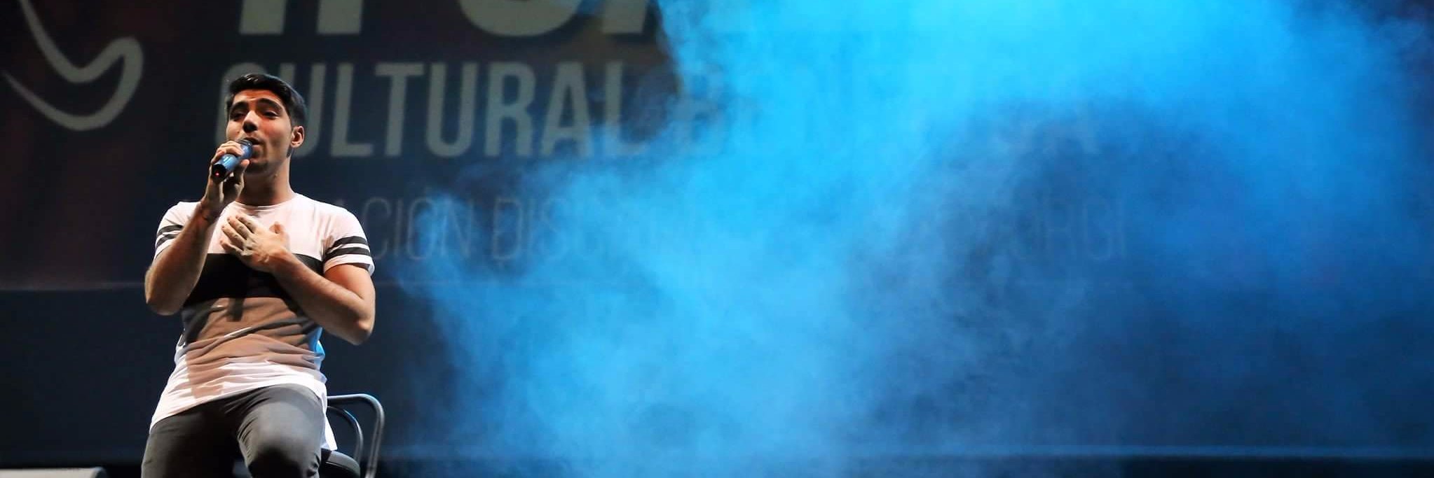 Adrián banner