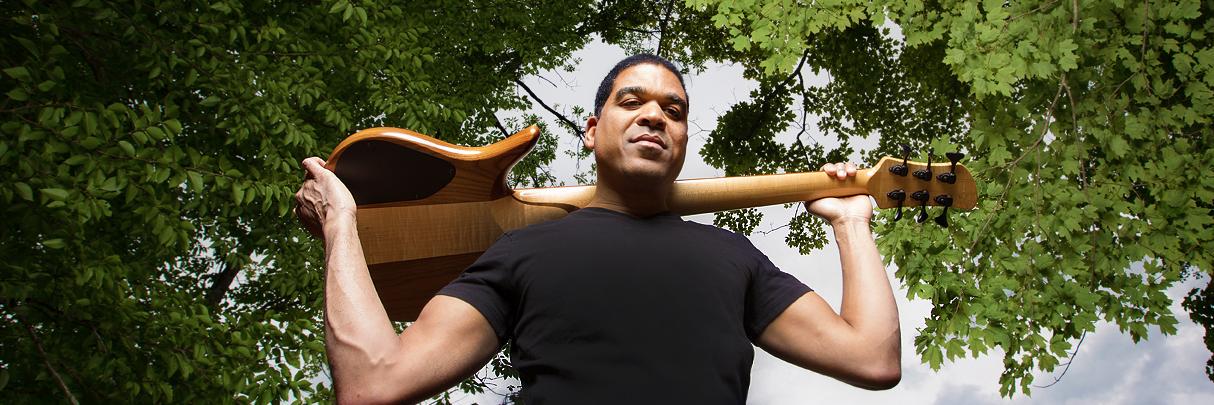 Oteil banner