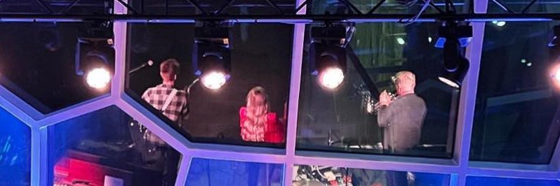 LivNaes's profile banner image